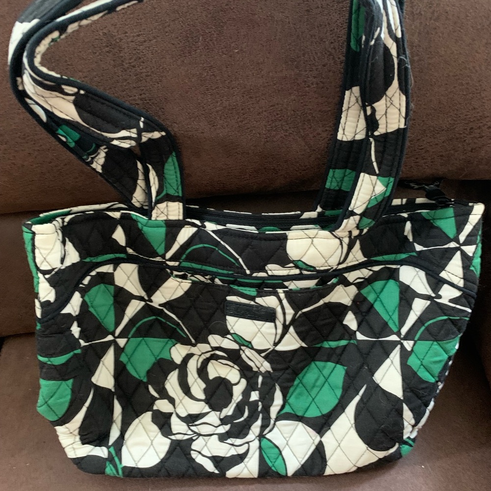 NWOT Vera Bradley Black and Green Rose Floral Tote